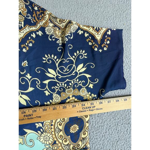 Jess & Jane Tunic Top Medium Geometric Damask V Neck Blue Gold Shirt - Picture 7 of 12